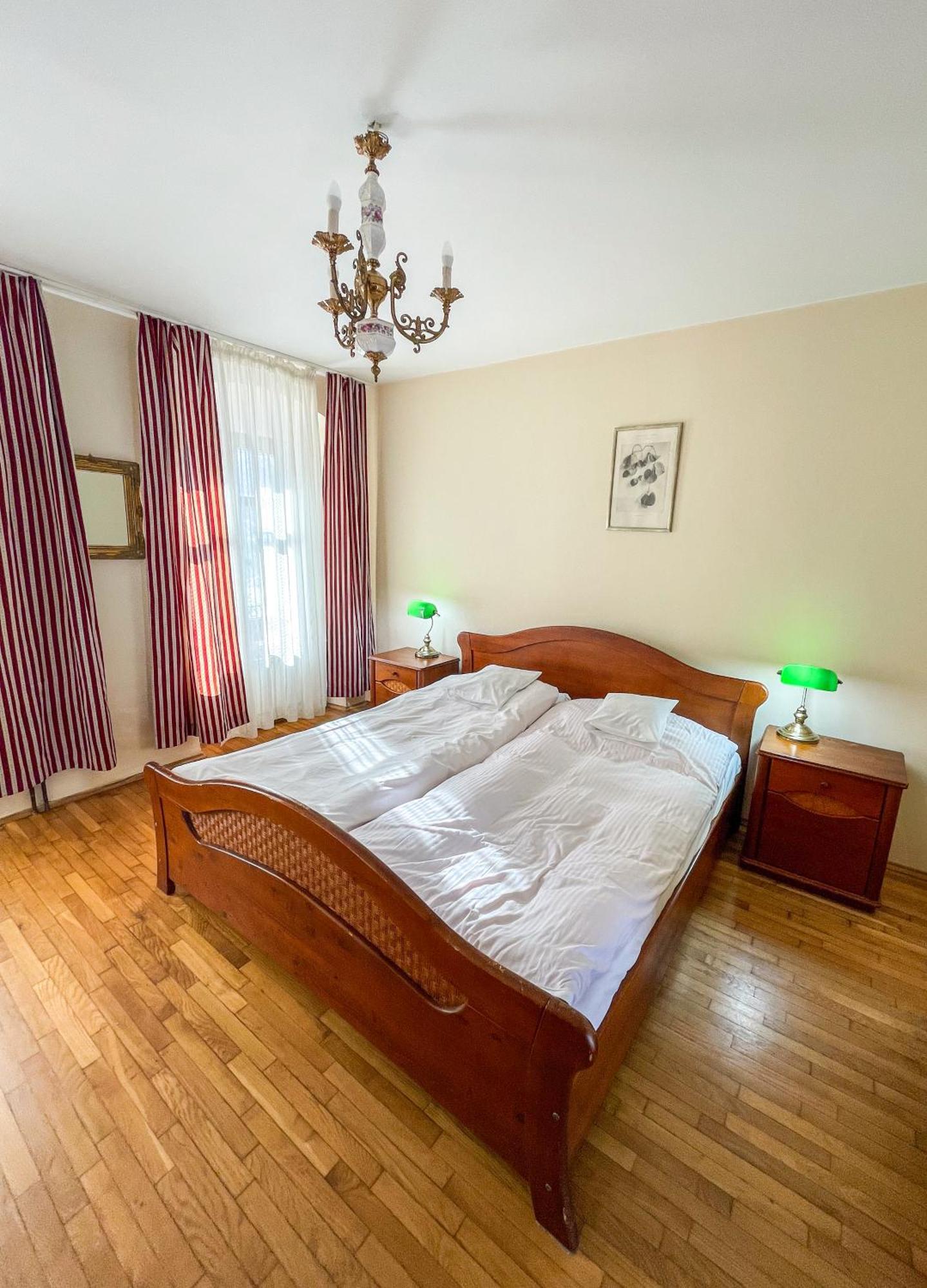 Bed and Breakfast Zamek W Czernej Czerna Екстер'єр фото